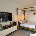 Evan By The Sea Escape Apartment *