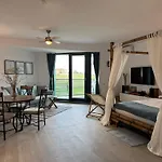 Evan By The Sea Escape Apartment *