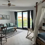 Apartment Evan By The Sea Escape