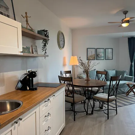 Evan By The Sea Escape Apartment *